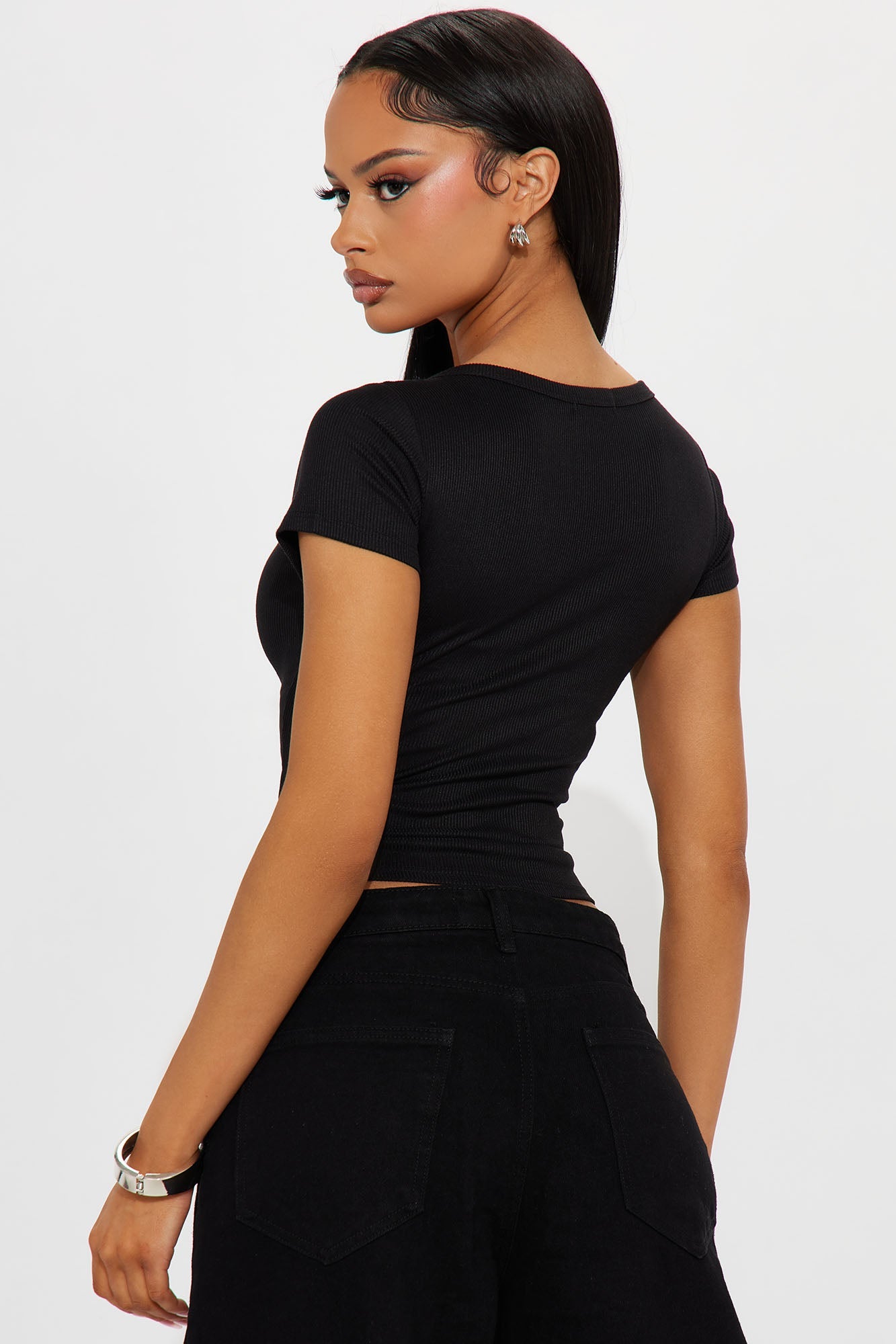 Katelyn Ribbed Short Sleeve Henley Top - Black
