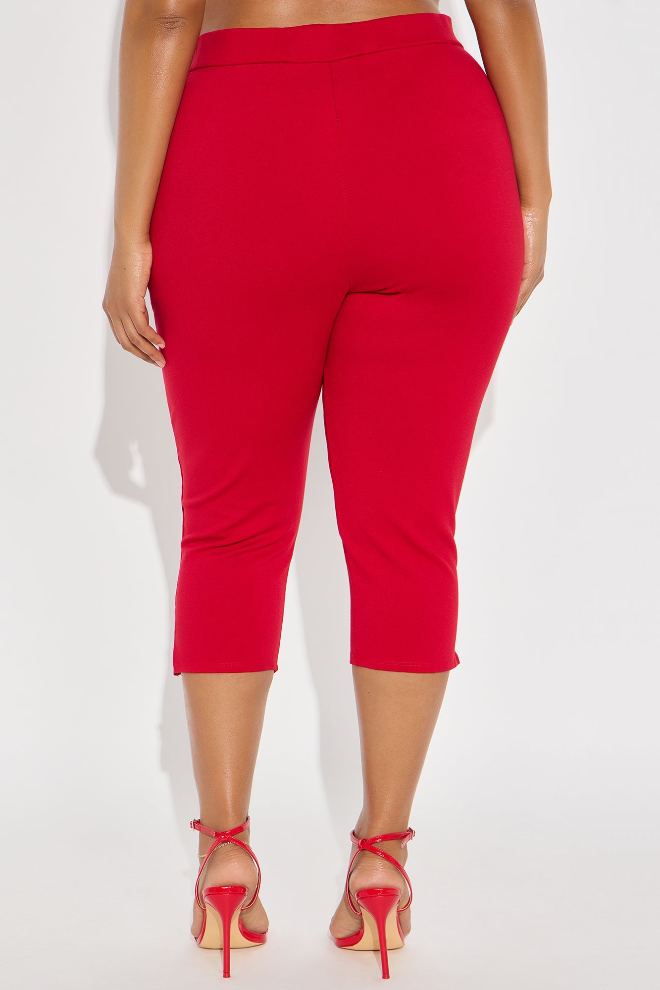 Take A Bow Capri Legging - Red