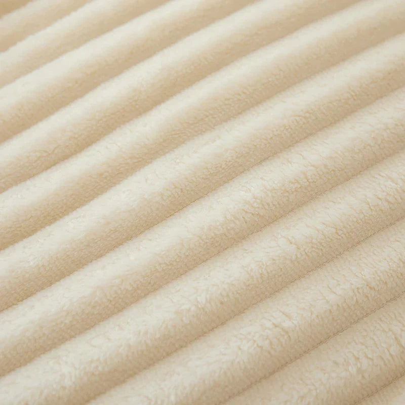 CozyStripe – Brede Gestreepte Flanellen Fleece Deken – Warmte & Comfort