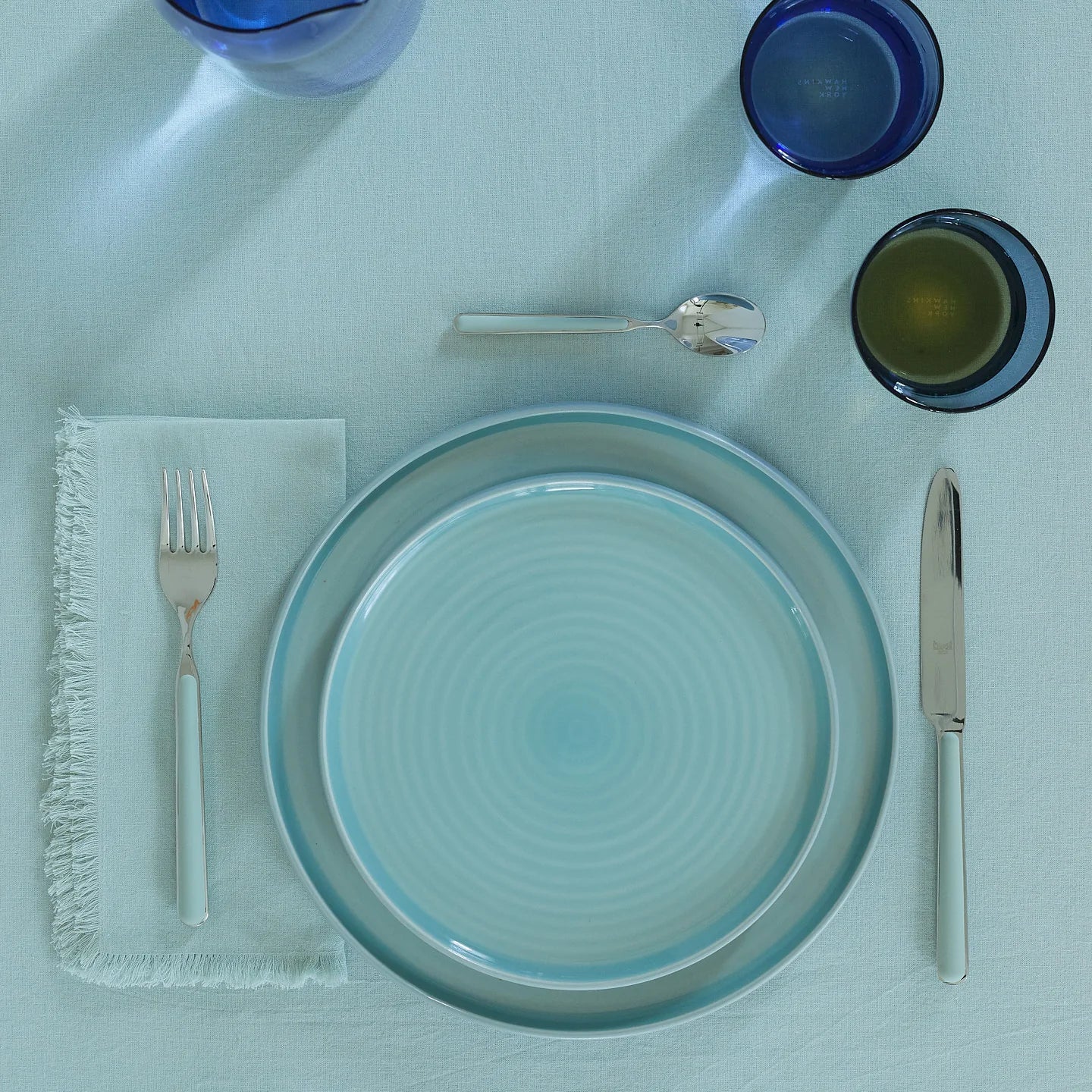 Essential Dinnerware - 16 Piece Set