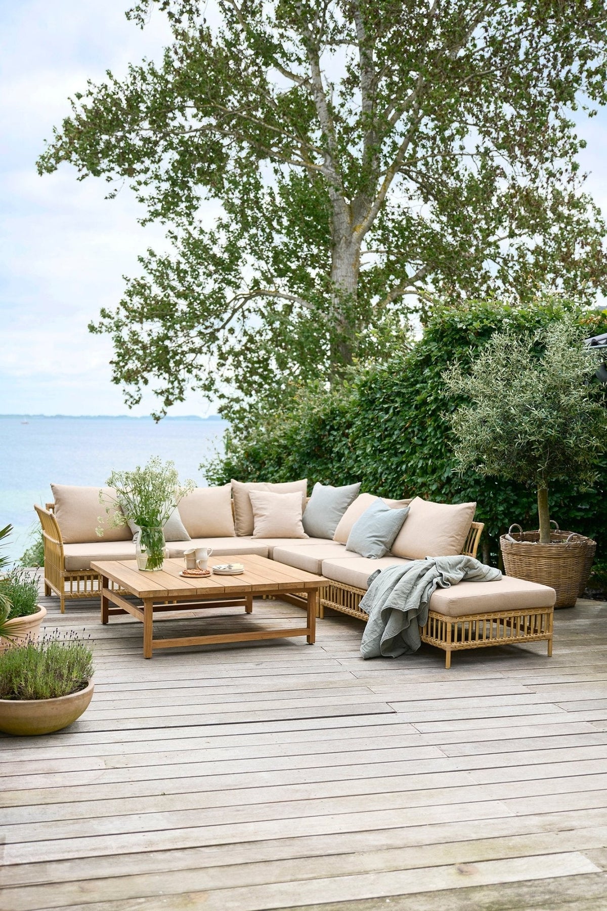 Maggie Outdoor Modular Sofa