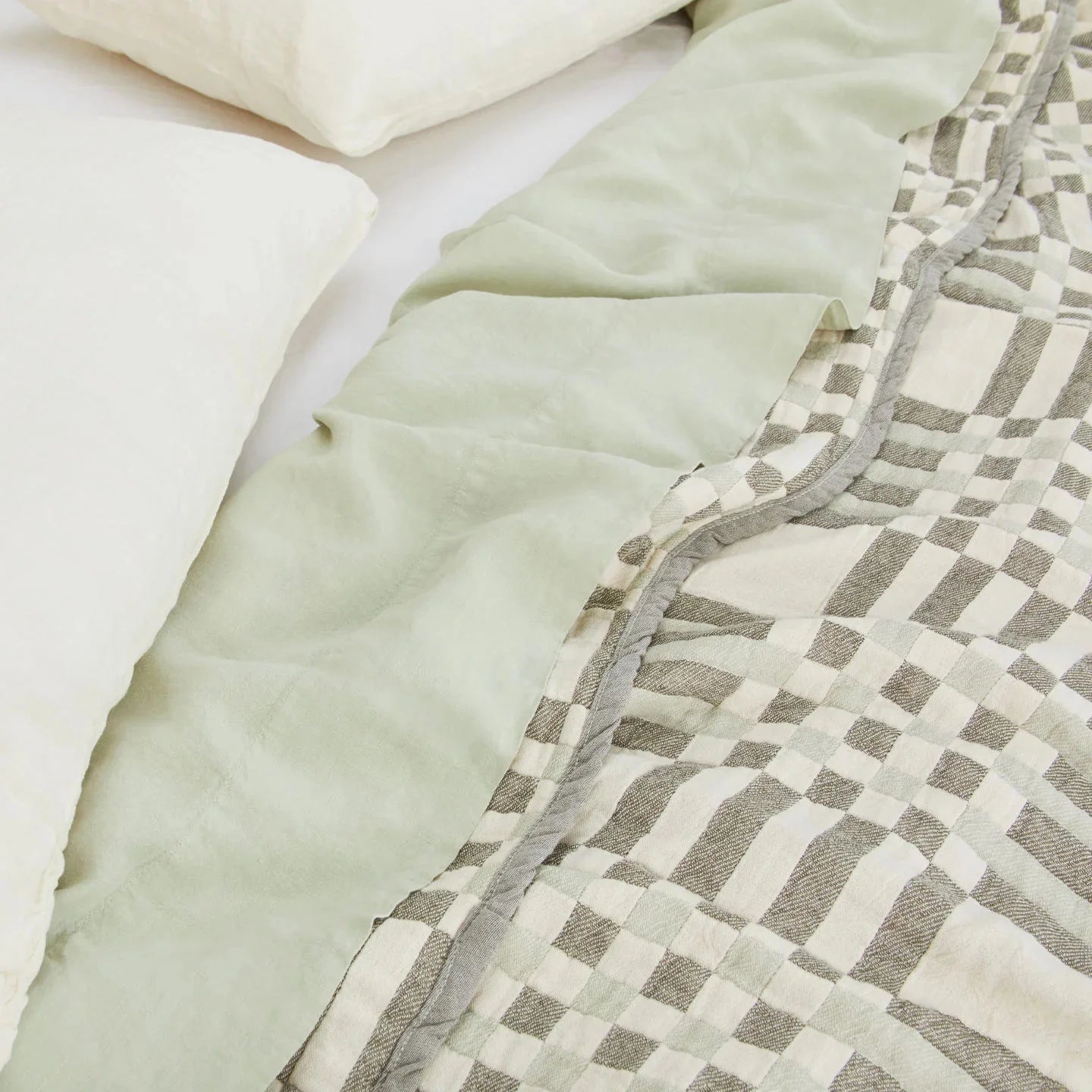 Simple Plaid Blanket