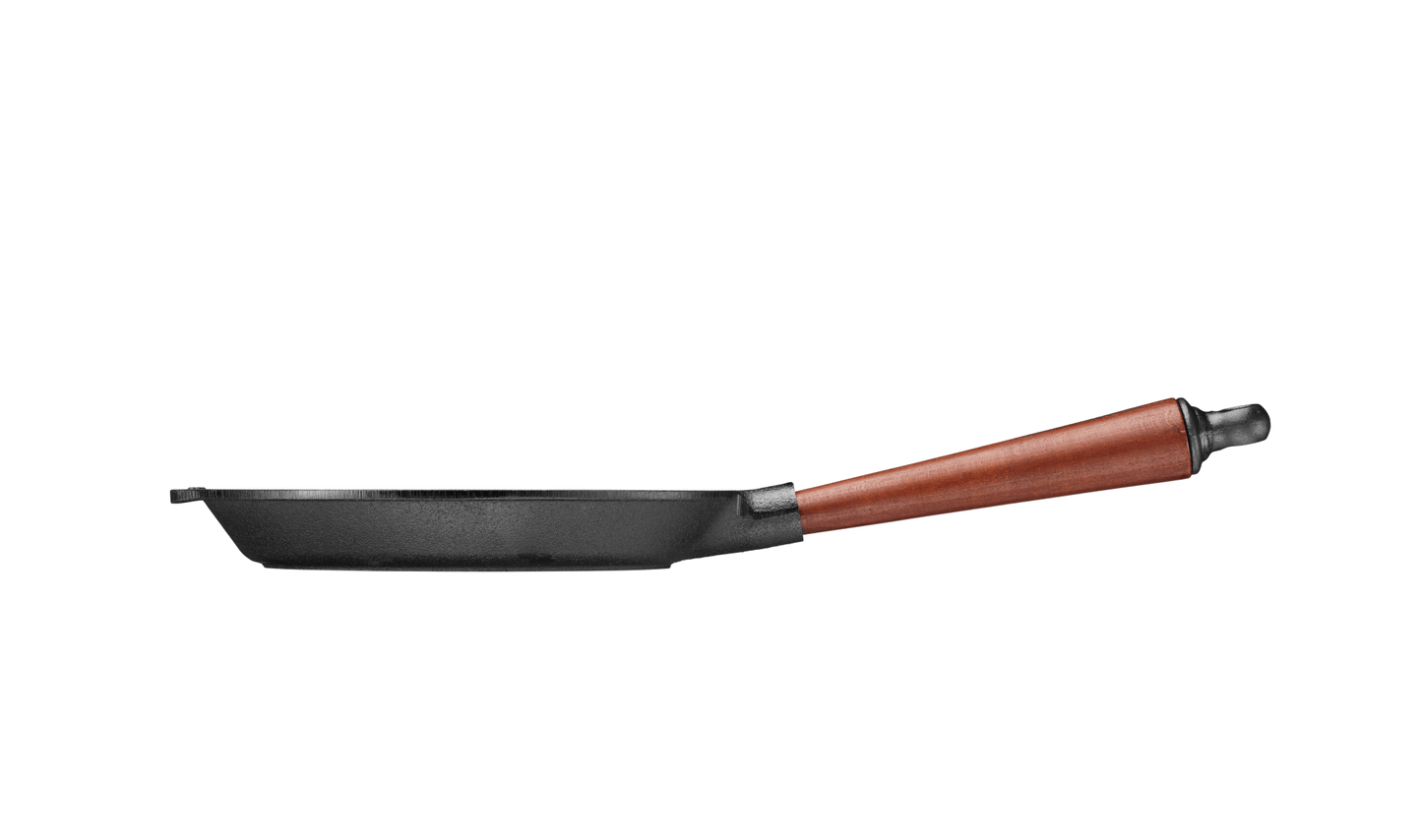 Skillet with Walnut Handle - 8.5"