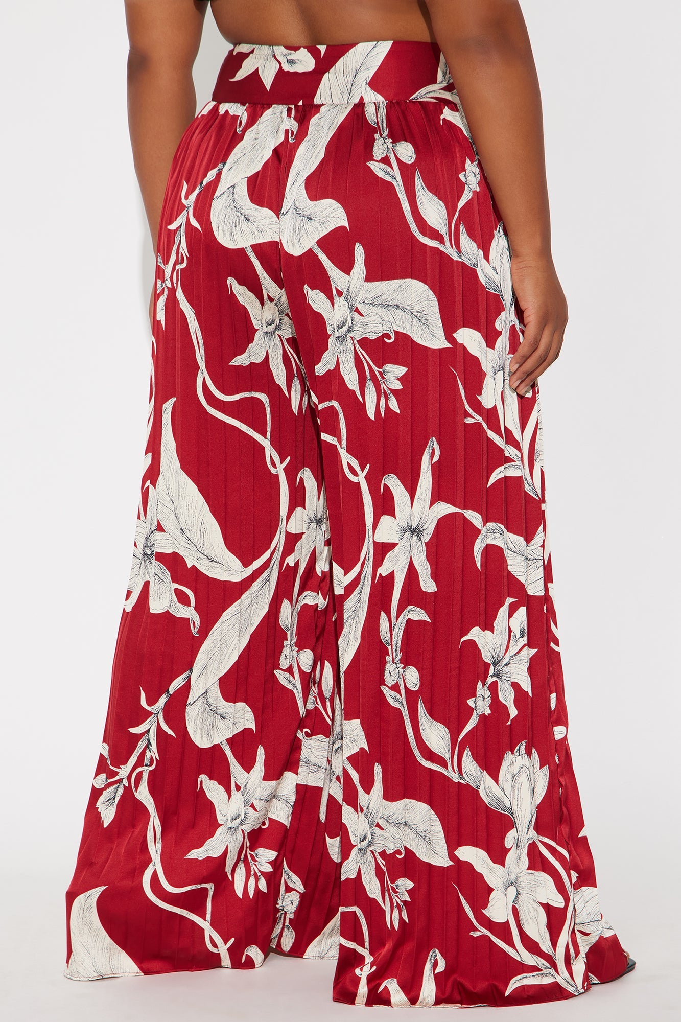 Leila Pleated Satin Wide Leg Pant - Burgundy