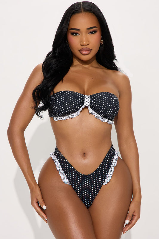 Beachside Cutie Ruffle Bandeau 2 Piece Bikini - Black/White