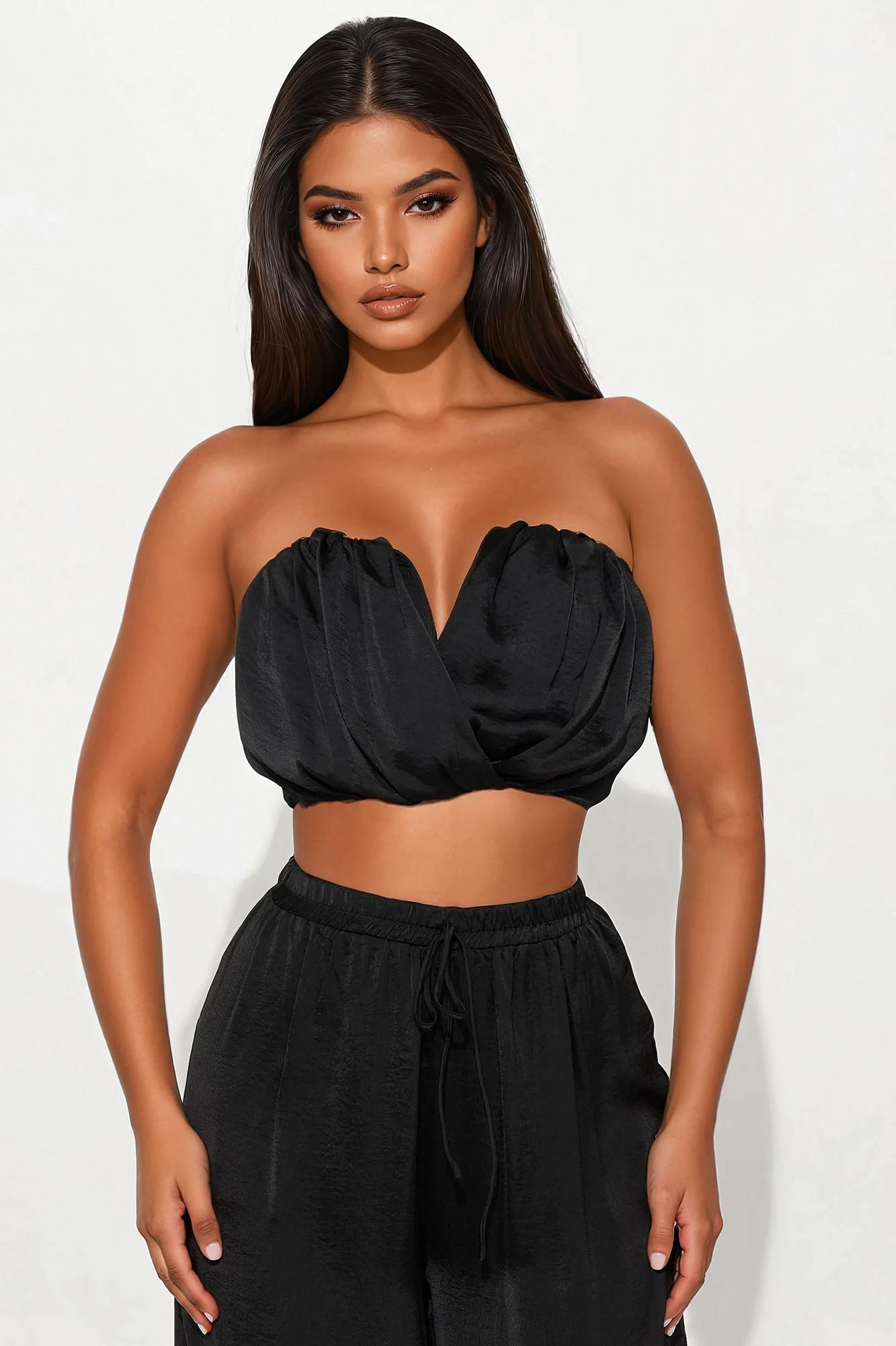 Eloise Satin Tube Top And Wide Leg Pant Set - Black