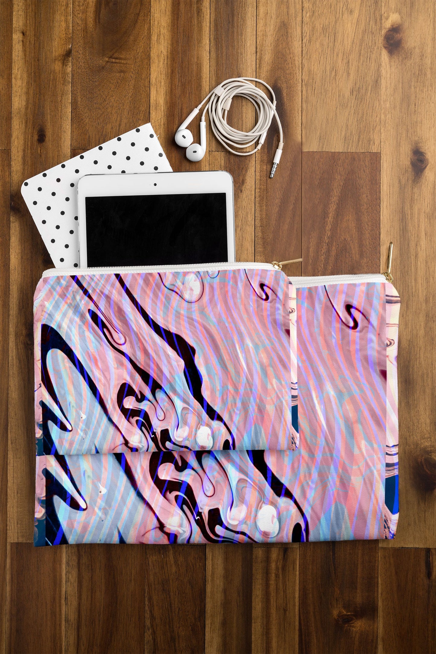 83 Oranges Focus Abstract Marble Texture Pouch