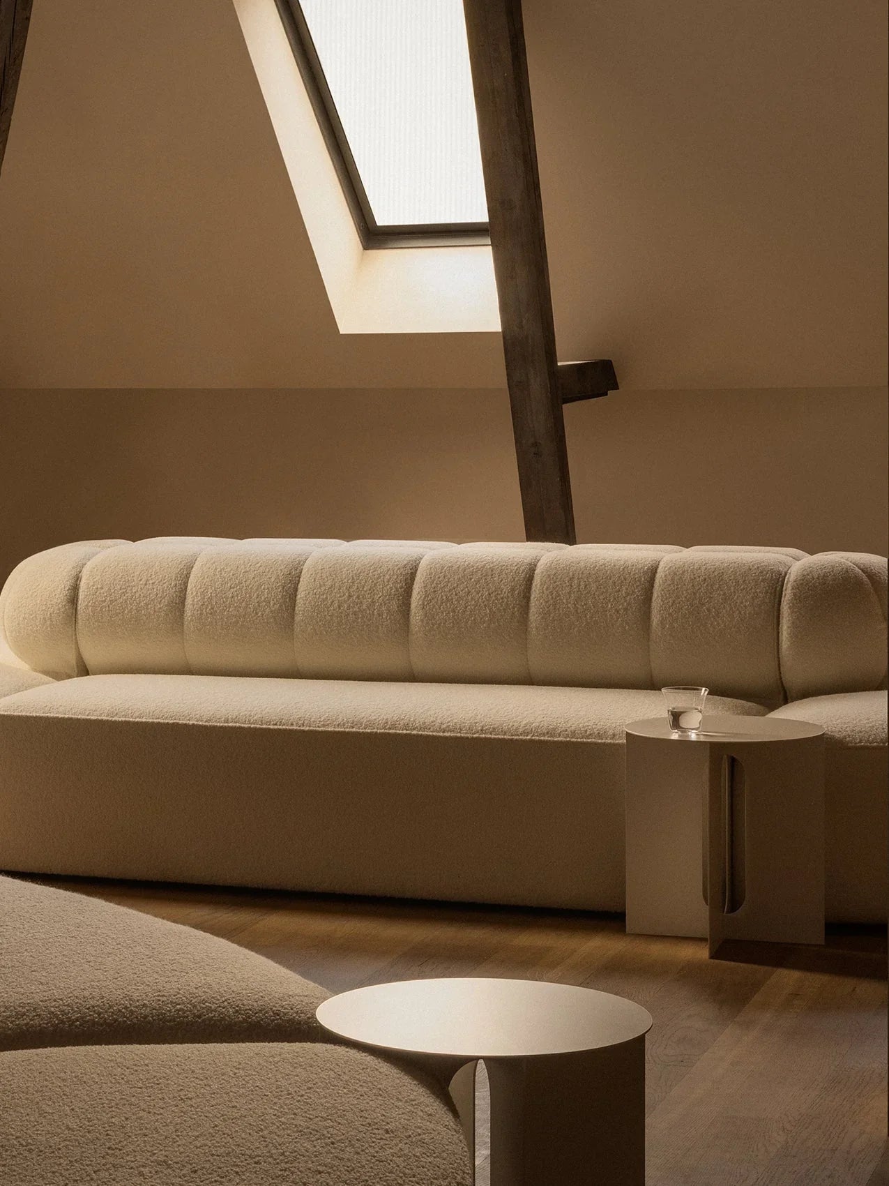 Eave Seamline Modular Sofa 86