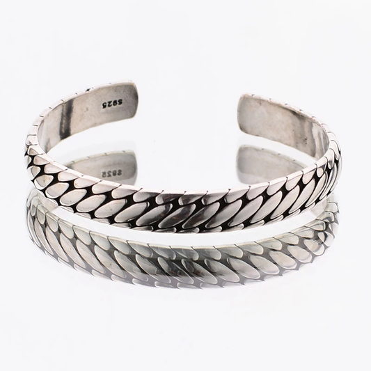 UrbaneZilver – Zilveren Armband – Stijl & Klasse