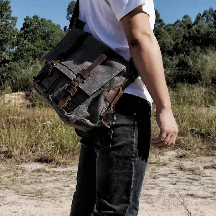 RuggedLine - Robuuste Canvas Messenger Schoudertas