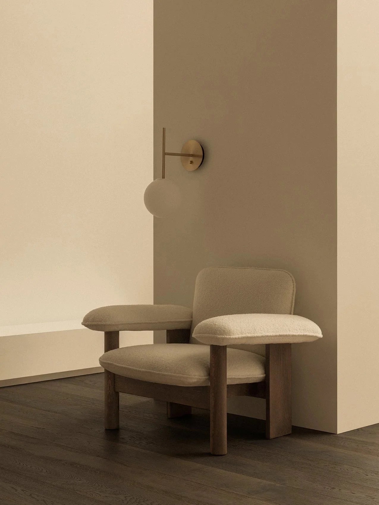 Brasilia Lounge Chair, Low Back - Sheepskin