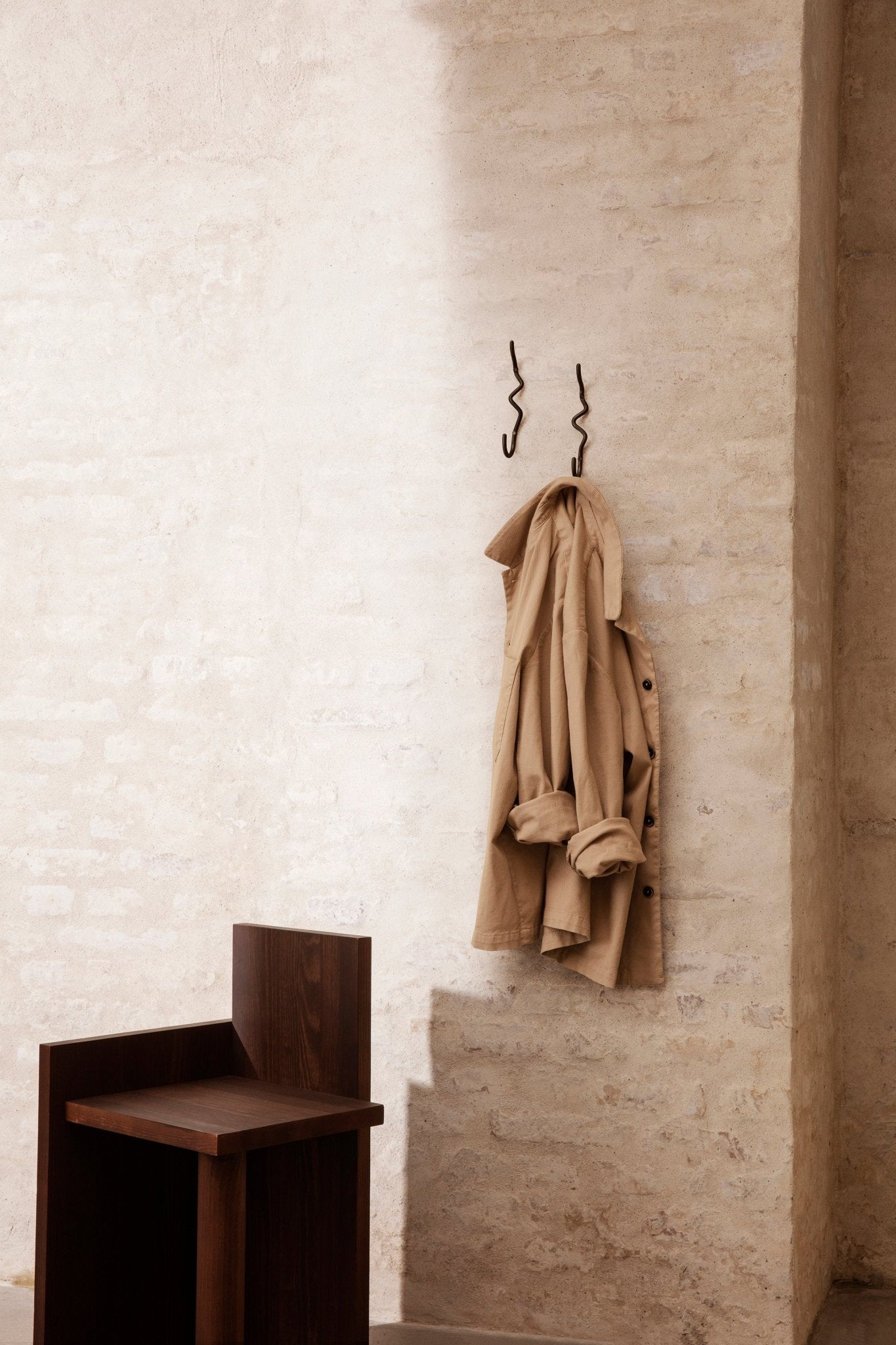 Open Box - Curvature Hook - Black Brass