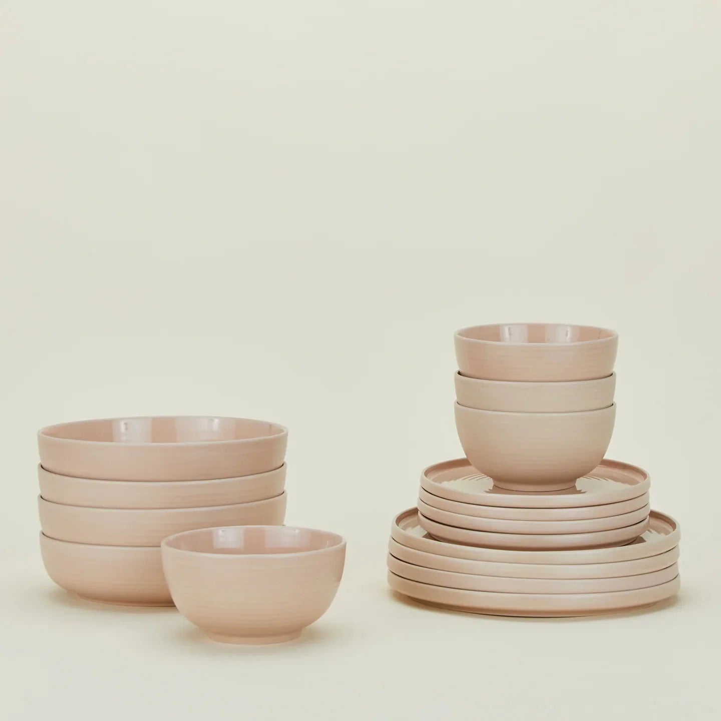 Essential Dinnerware - 16 Piece Set