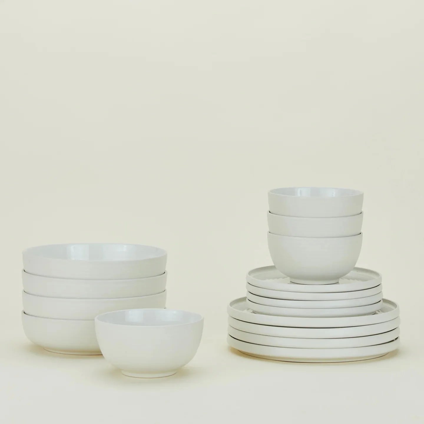 Essential Dinnerware - 16 Piece Set