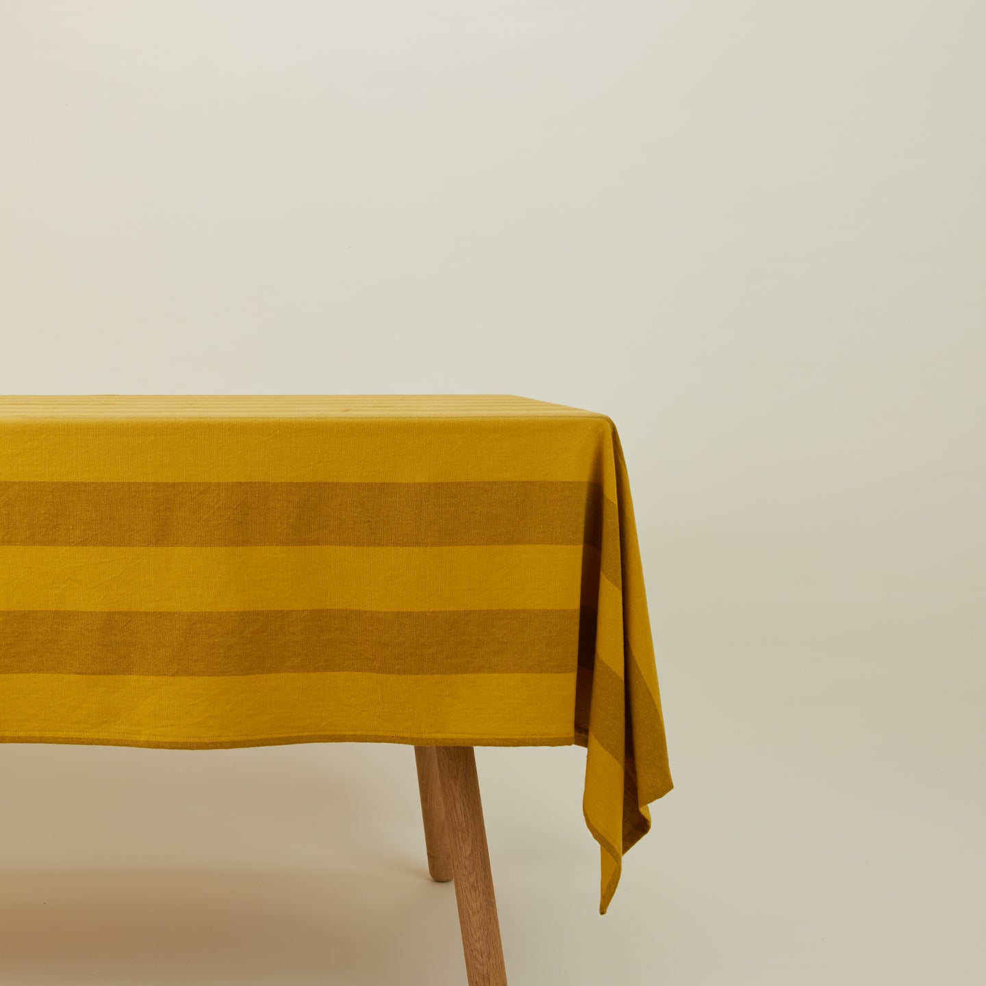 Open Box - Essential Striped Tablecloth