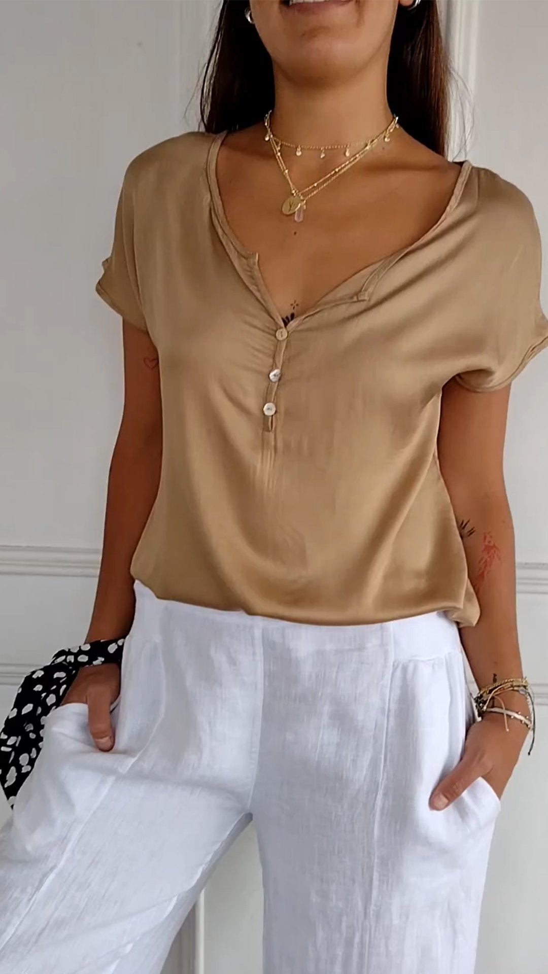Benicia - Comfortabel T-shirt met V-hals