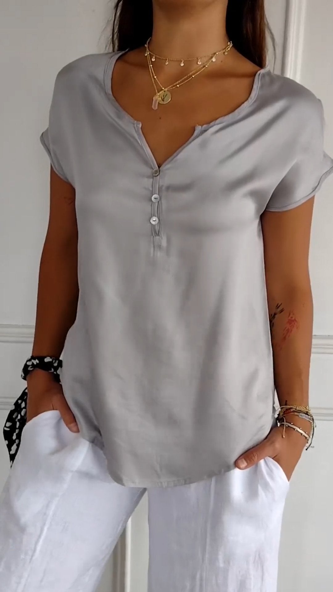 Benicia - Comfortabel T-shirt met V-hals