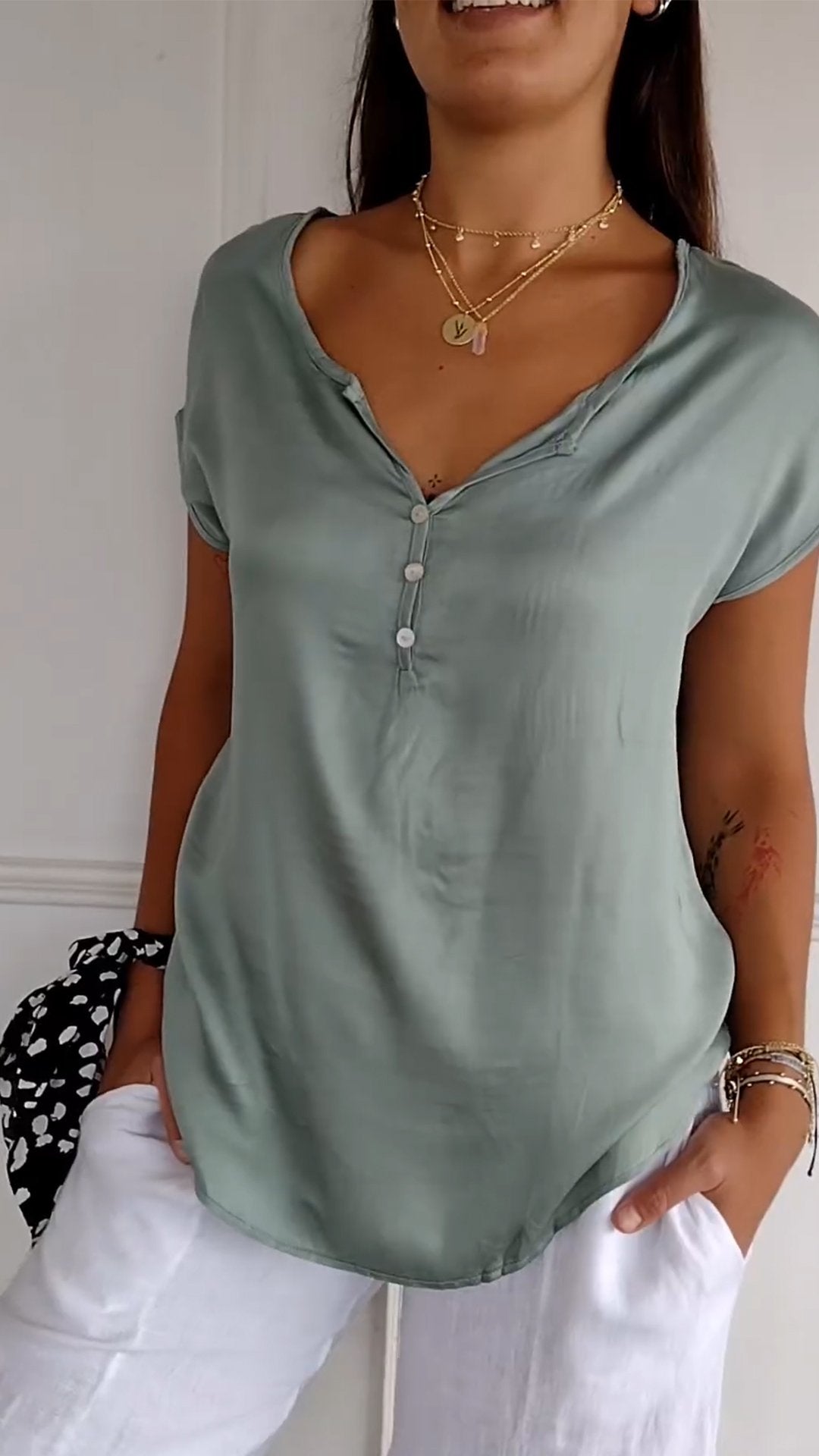 Benicia - Comfortabel T-shirt met V-hals