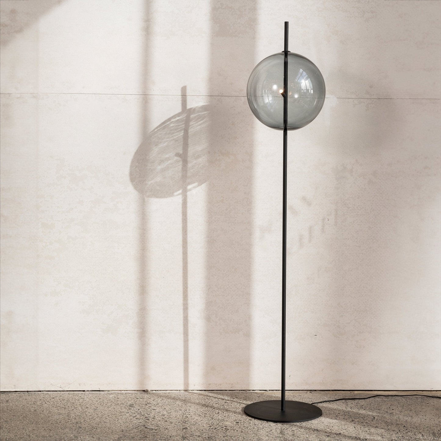 Point Floor Lamp