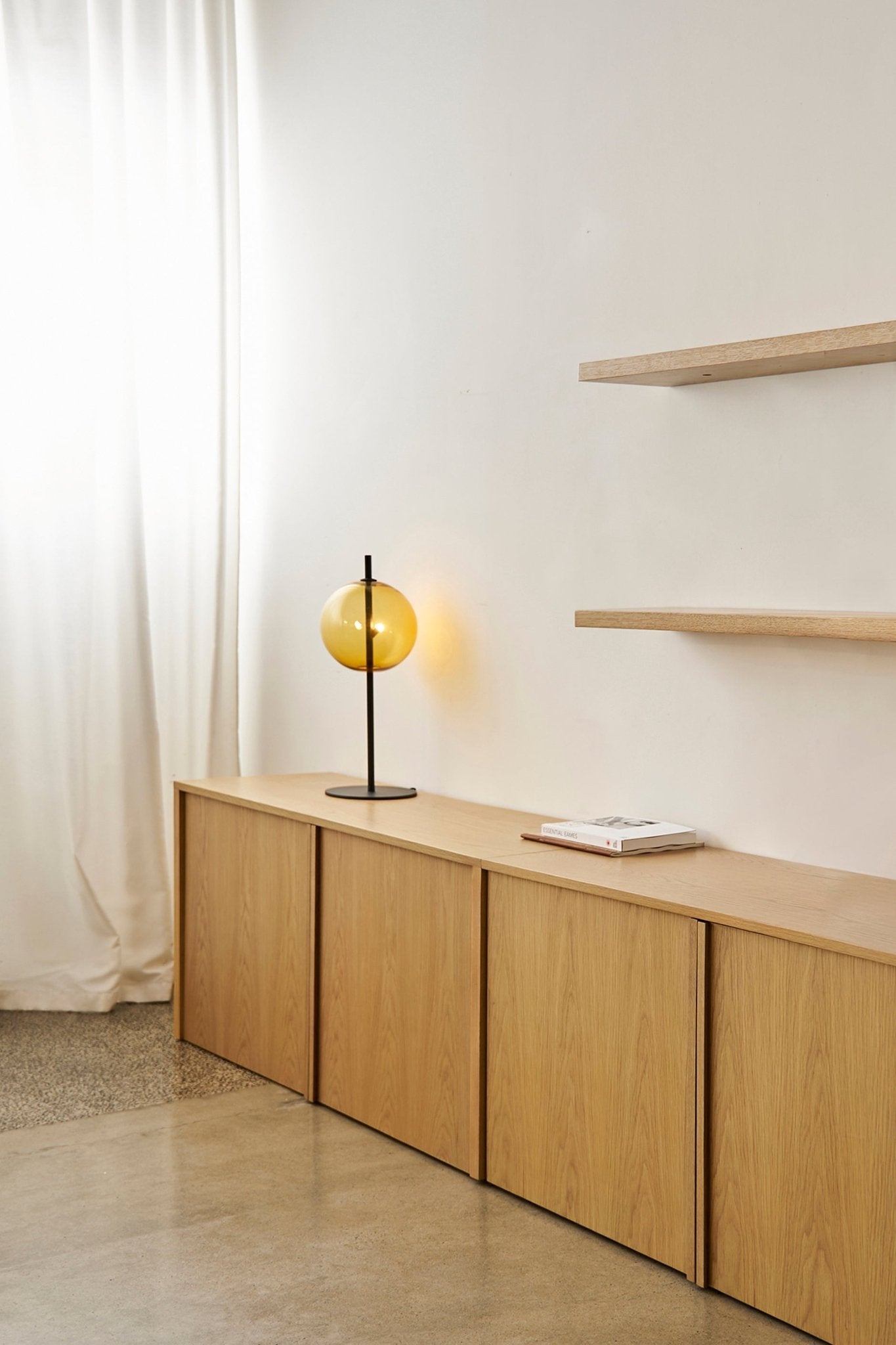 Point Table Lamp