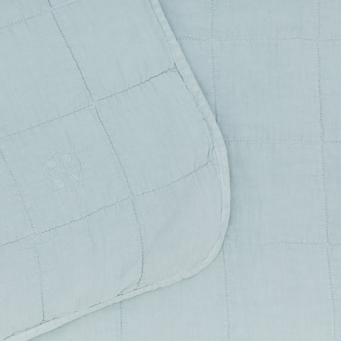 Simple Linen Quilt