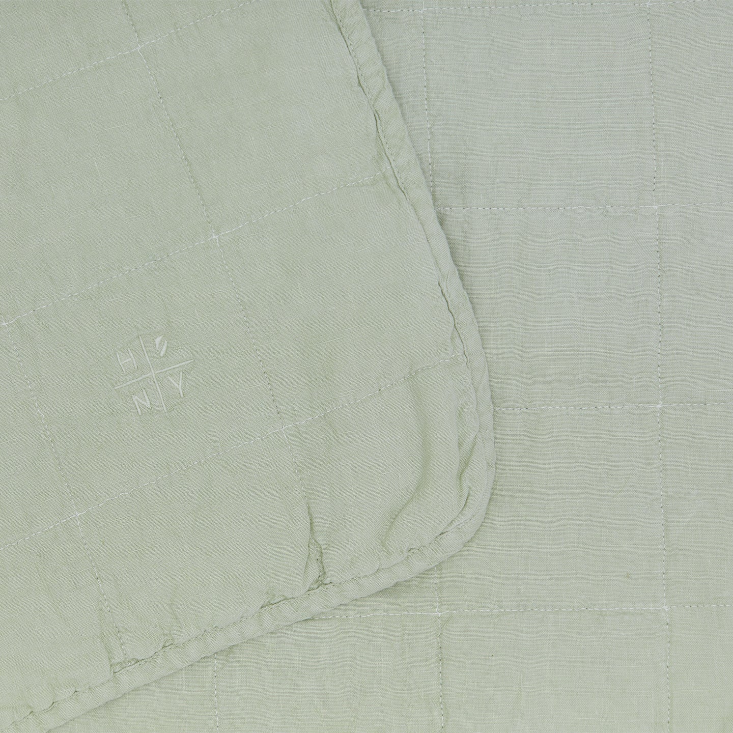 Simple Linen Quilt
