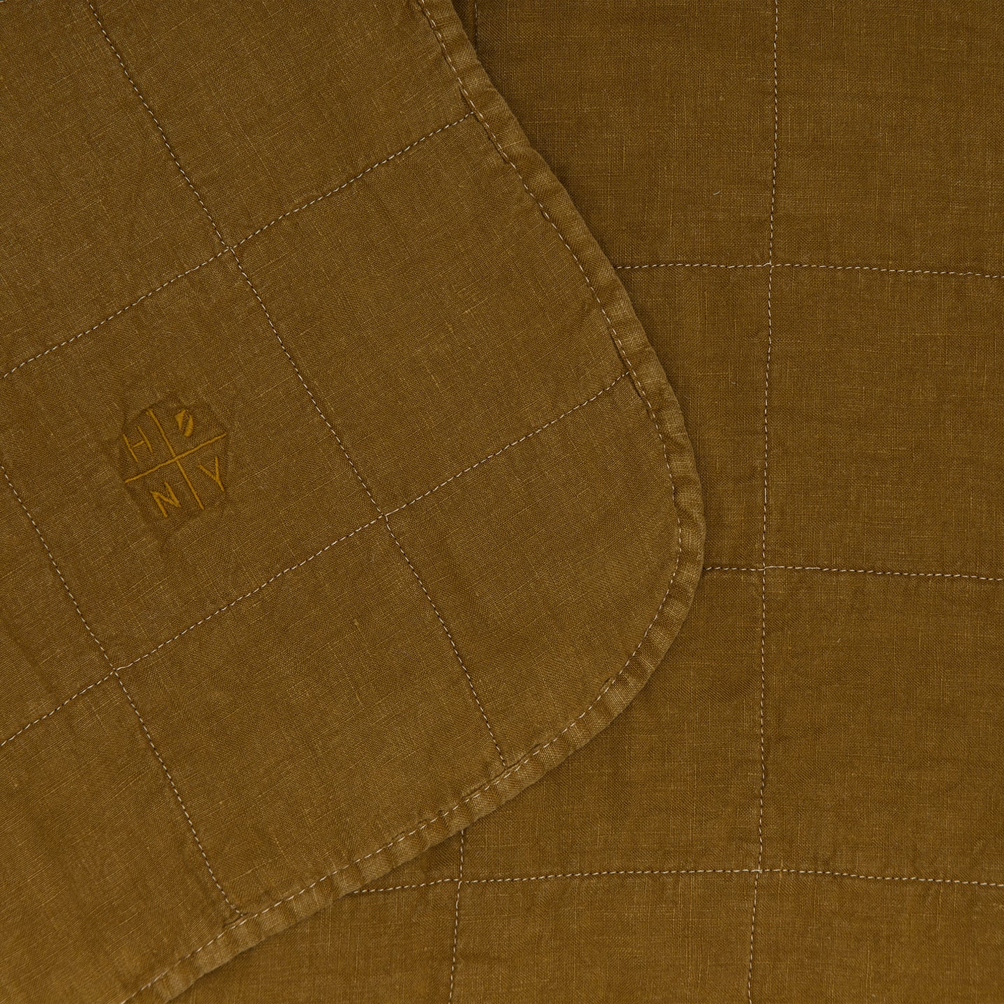 Simple Linen Quilt