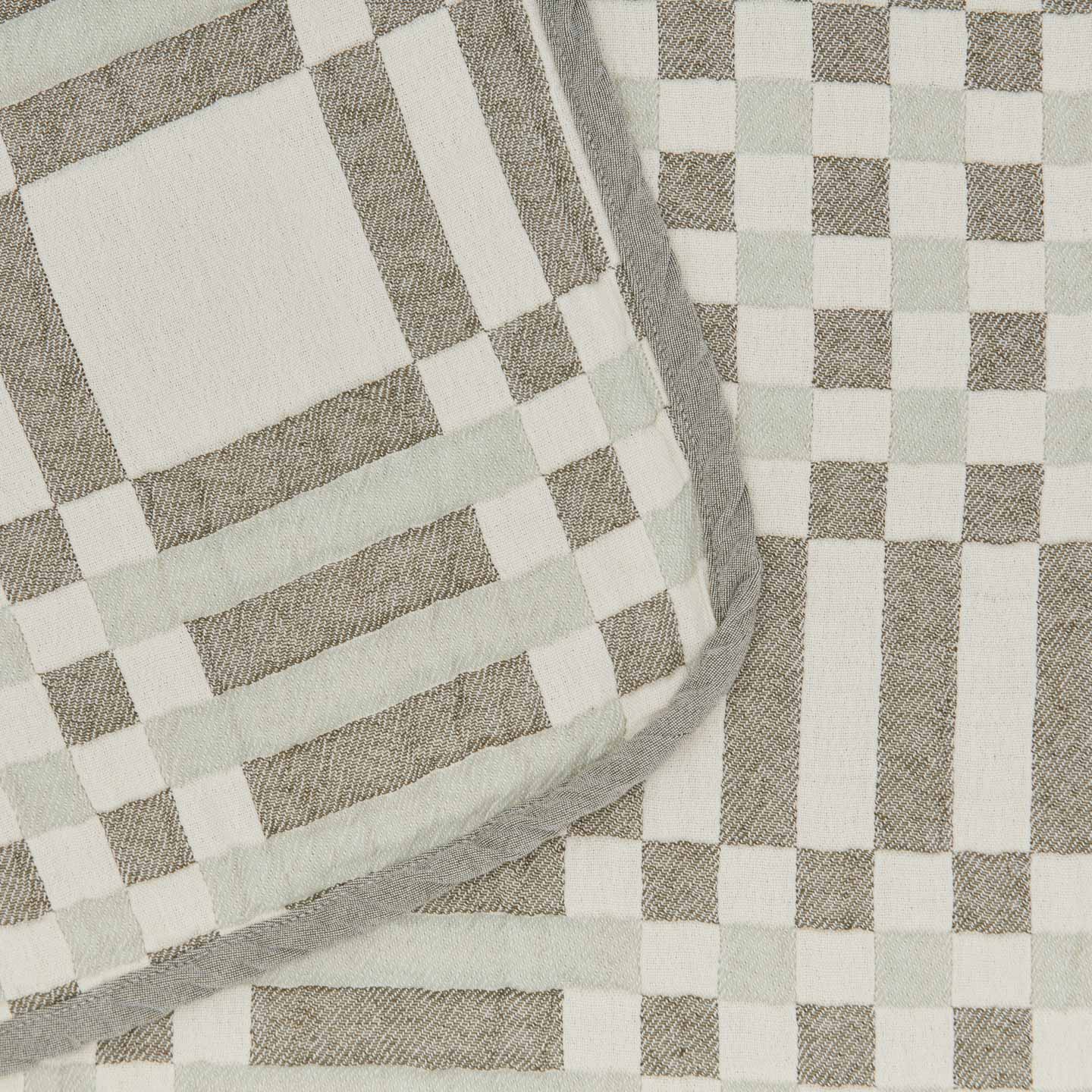 Simple Plaid Blanket
