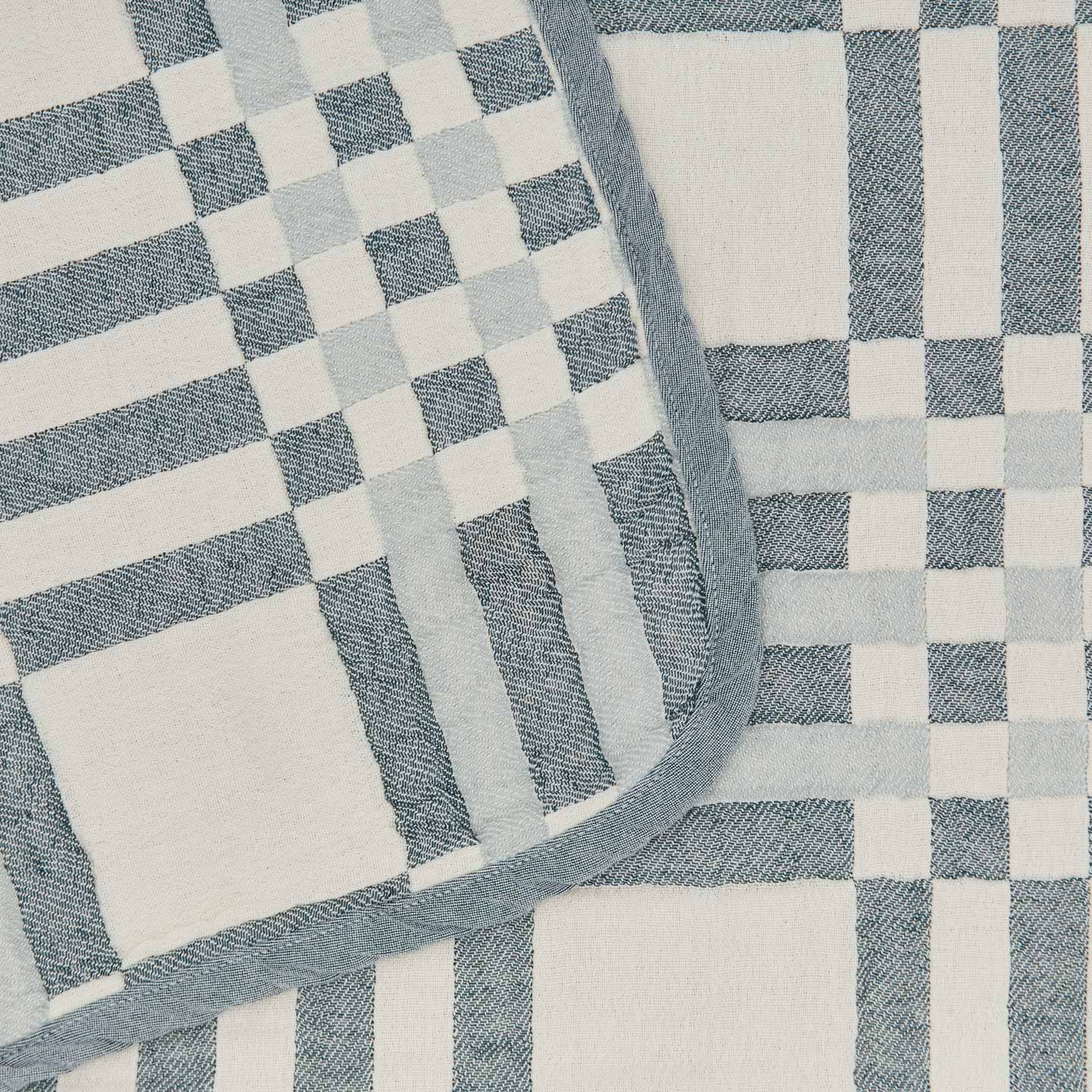 Simple Plaid Blanket