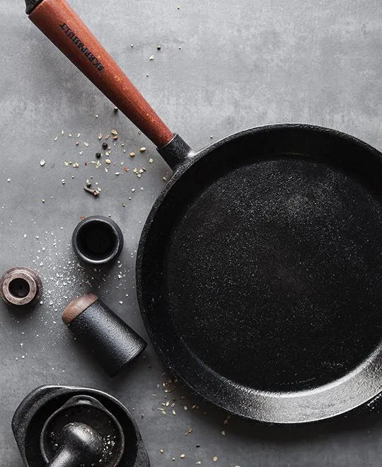 Skillet with Walnut Handle - 11"