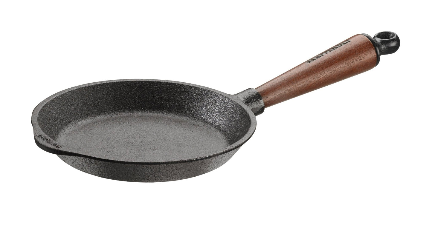 Skillet with Walnut Handle - 7"
