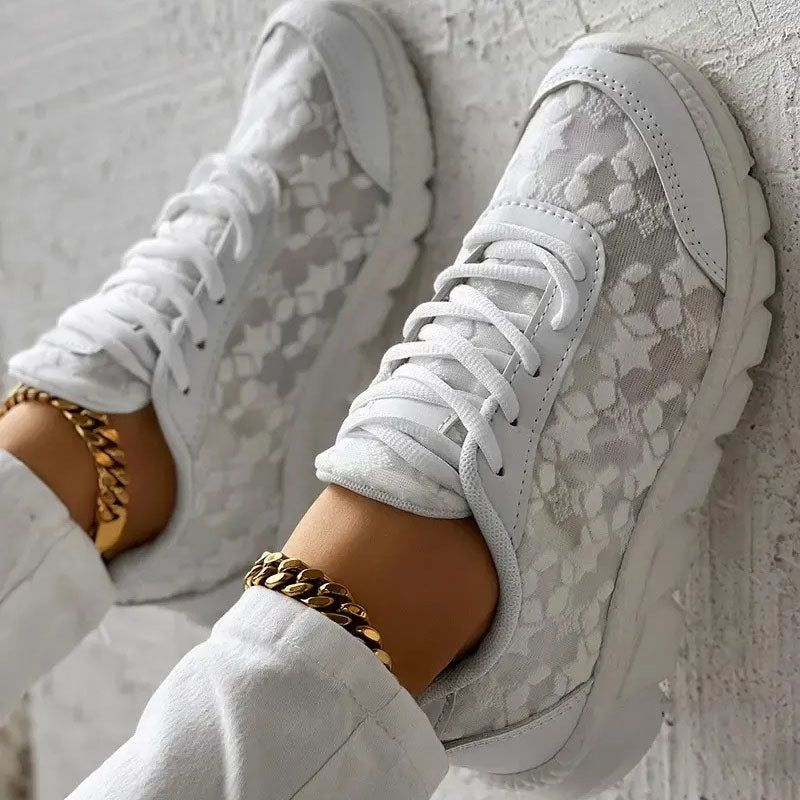 Felicity - Ademende Sneakers Met Ronde Neuzen