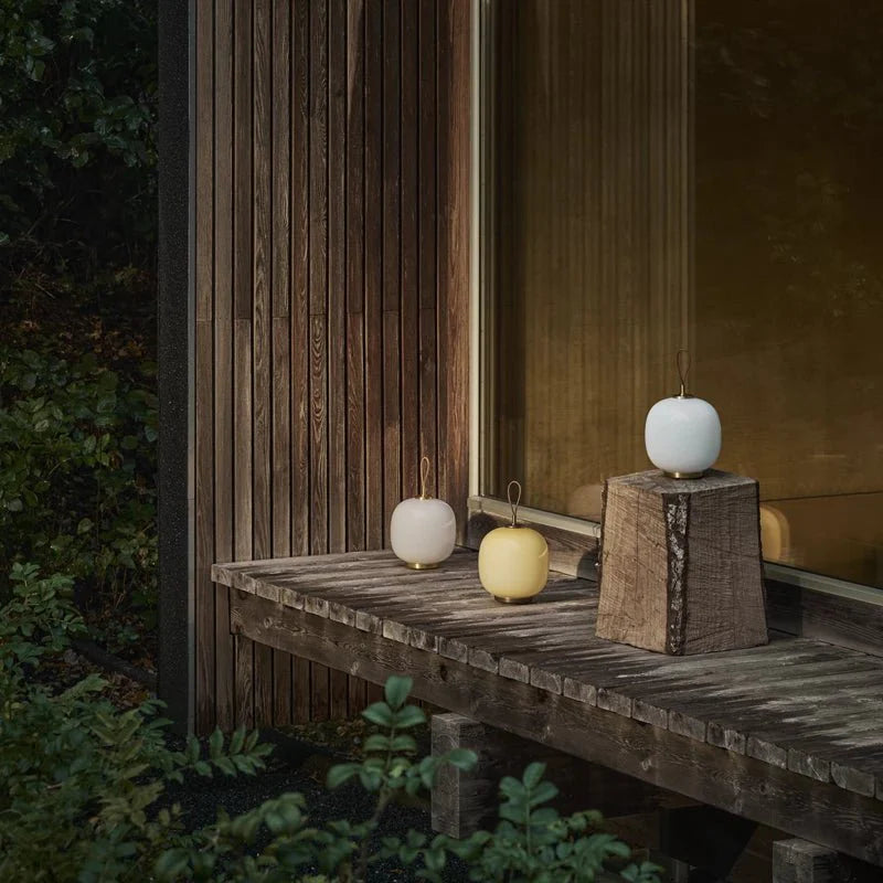 VL 45 Radiohus Portable Lamp