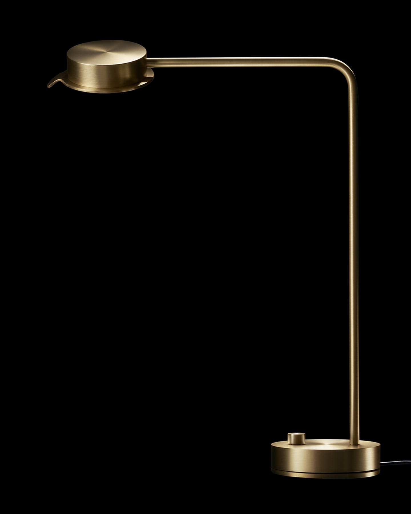 Outlet - w102 Chipperfield Desk Lamp