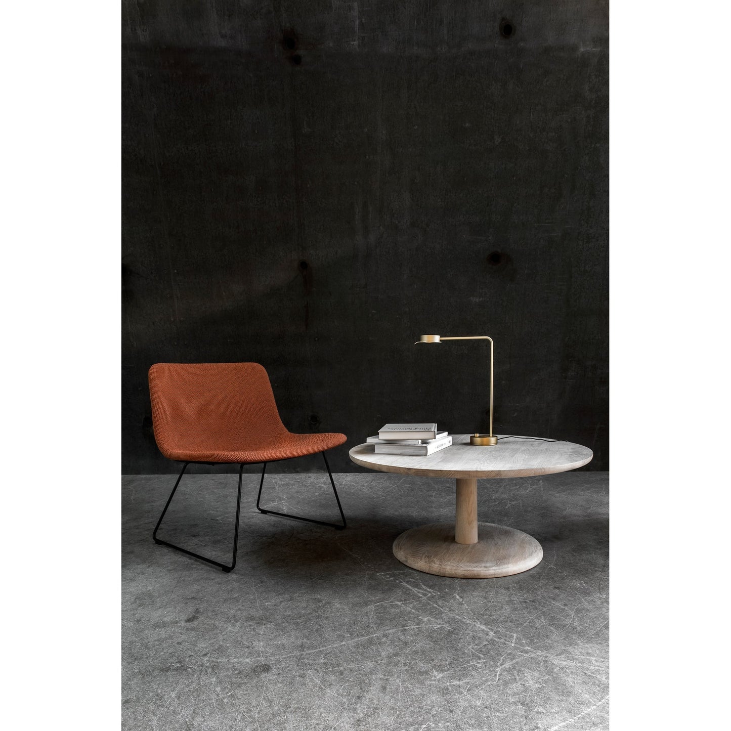 Outlet - w102 Chipperfield Desk Lamp